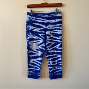 Nike Tie-Dye Cropped Athletic Leggings, Size Small